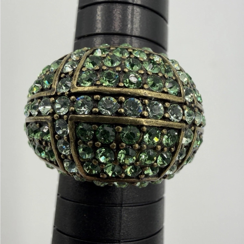 Heidi Daus Elegant Green Crystal Ring size 8